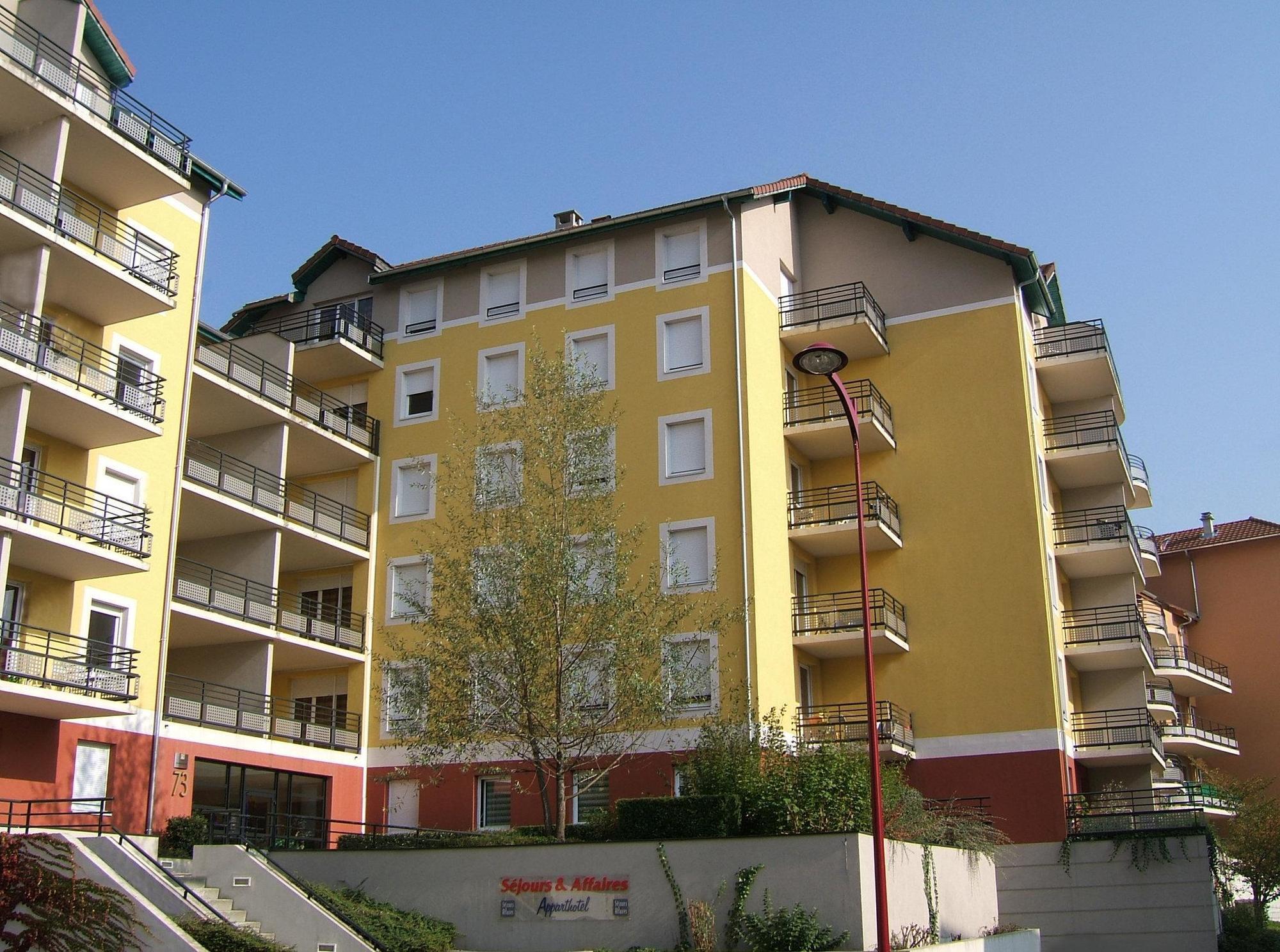 Aparthotel Sejours & Affaires Geneve Saint Genis Exterior foto